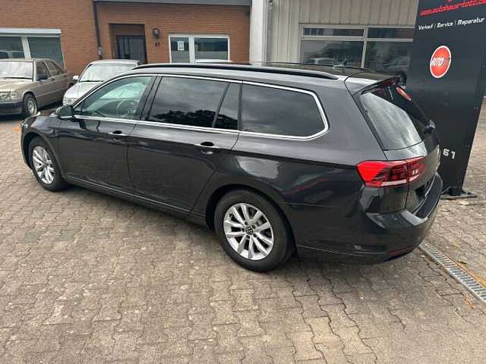 Volkswagen Passat Variant Business 2.0TDI *NAVI*SHZ*RKAMERA