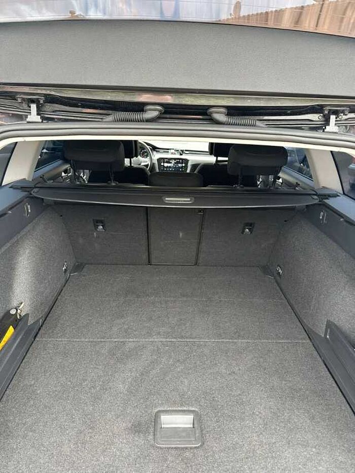 Volkswagen Passat Variant Business 2.0TDI *NAVI*SHZ*RKAMERA