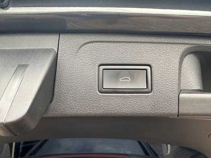 Volkswagen Passat Variant Business 2.0TDI *NAVI*SHZ*RKAMERA