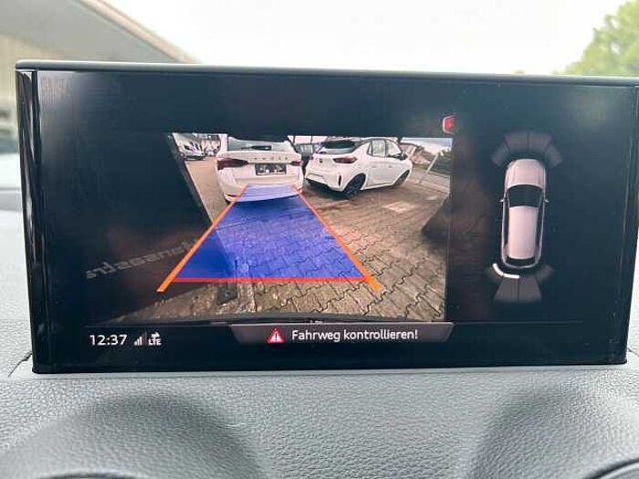 Audi Q2 35 TFSI *NAVI*RFK*SHZ*
