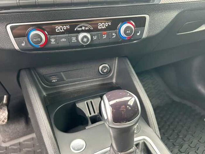 Audi Q2 35 TFSI *NAVI*RFK*SHZ*