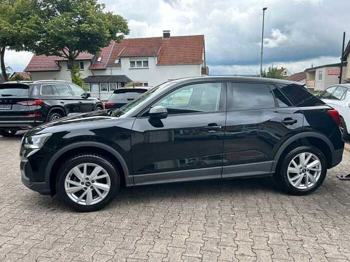 Audi Q2 35 TFSI *NAVI*RFK*SHZ*