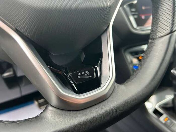 Volkswagen Tiguan Allspace R-Line 4Motion *SHZ*NAV*Sitzlüft