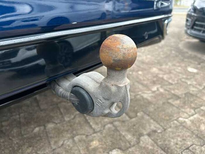 Volkswagen Tiguan Allspace R-Line 4Motion *SHZ*NAV*Sitzlüft