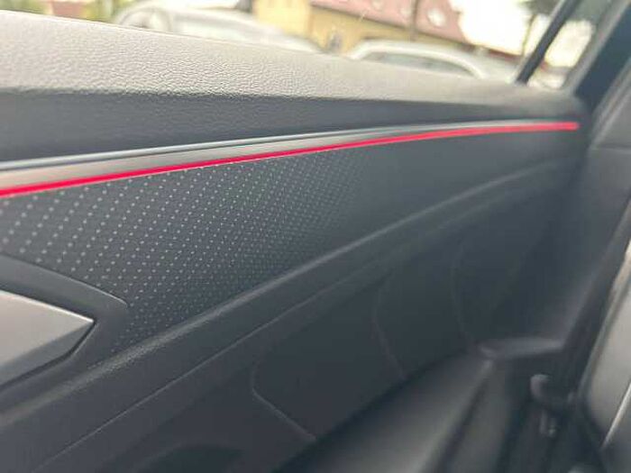 Volkswagen Tiguan Allspace R-Line 4Motion *SHZ*NAV*Sitzlüft