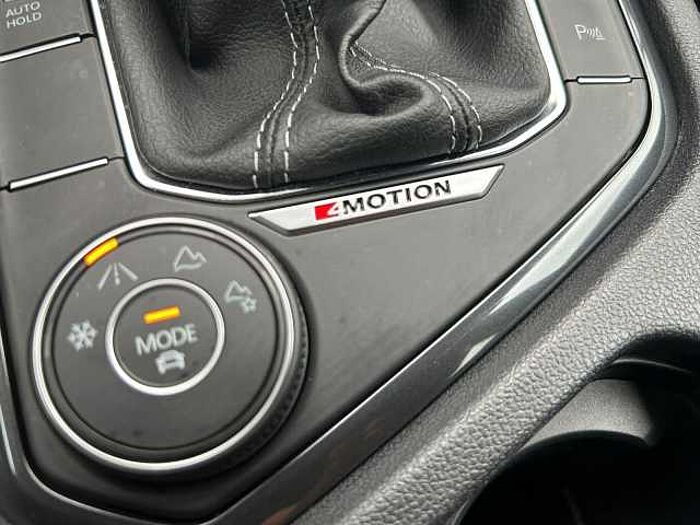 Volkswagen Tiguan Allspace R-Line 4Motion *SHZ*NAV*Sitzlüft