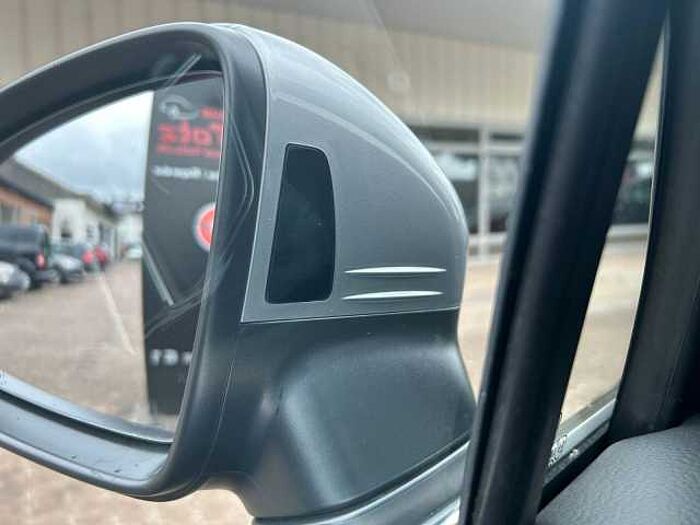 Volkswagen Tiguan Allspace R-Line 4Motion *SHZ*NAV*Sitzlüft