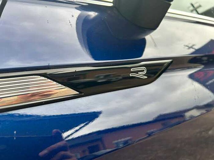 Volkswagen Tiguan Allspace R-Line 4Motion *SHZ*NAV*Sitzlüft