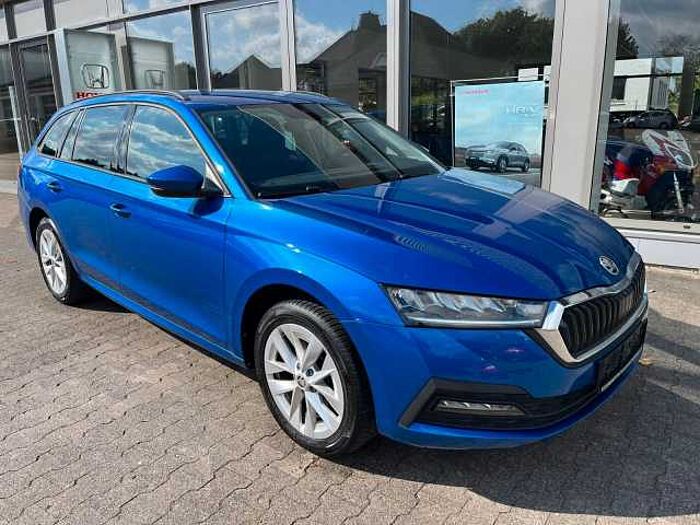 SKODA Octavia Combi Ambition iV *NAVI*4SHZ*RACE BLUE*