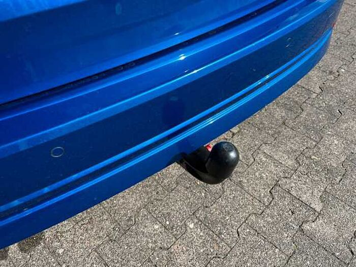 SKODA Octavia Combi Ambition iV *NAVI*4SHZ*RACE BLUE*