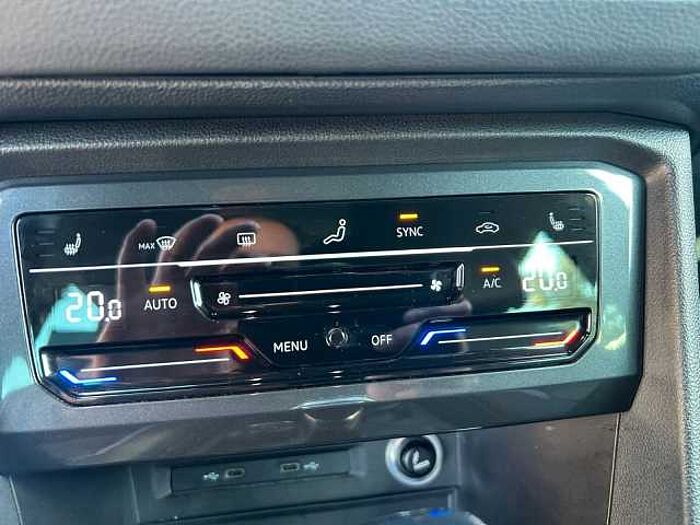 Volkswagen Tiguan R-Line 4Motion *AHK*RFK*NAVI