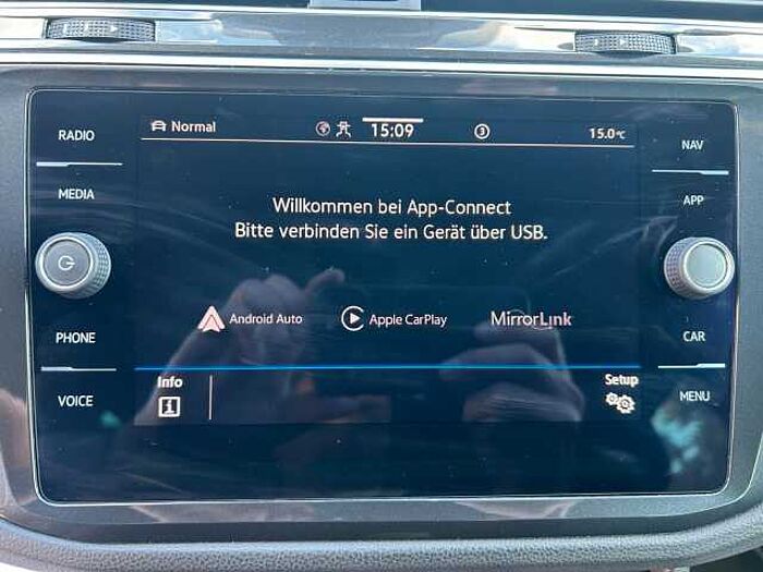 Volkswagen Tiguan R-Line 4Motion *AHK*RFK*NAVI