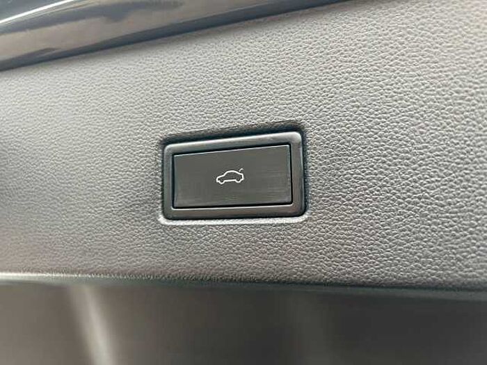 Volkswagen T-Roc Active *RFK*SHZ*APPCONNECT*