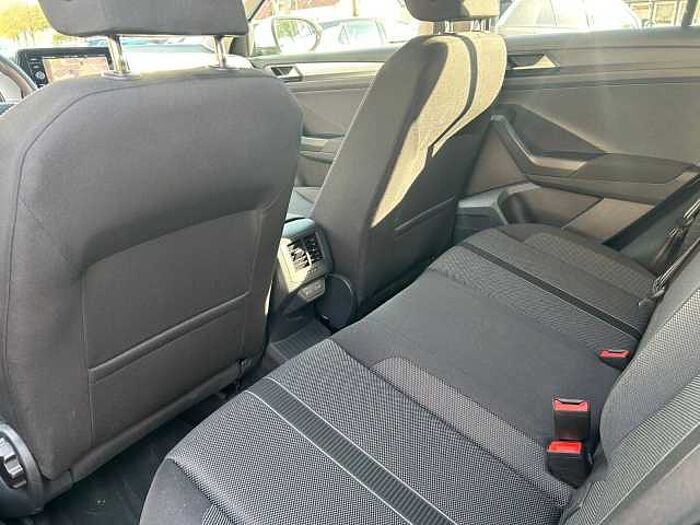 Volkswagen T-Roc Life *NAVI*SHZ*PDC*