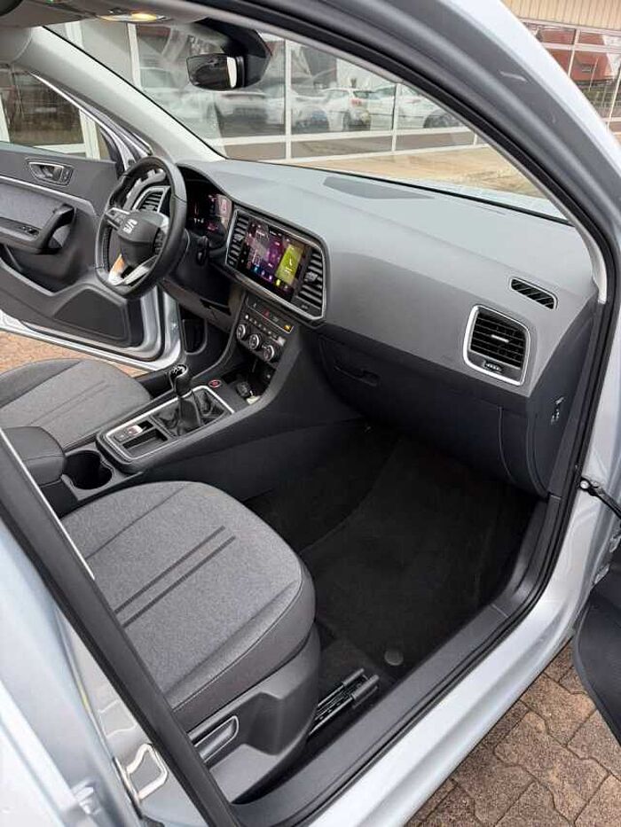 SEAT Ateca Style *AHK*NAVI*SHZ*LHZ*