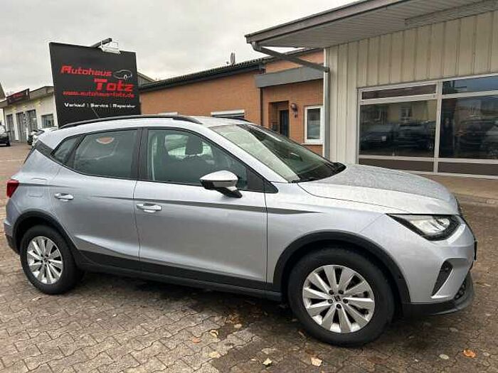 SEAT Arona Style *SHZ*RFK*LED*PARKASSIST*