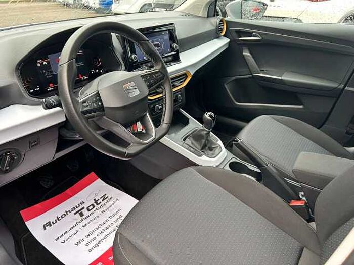 SEAT Arona Style *SHZ*RFK*LED*PARKASSIST*