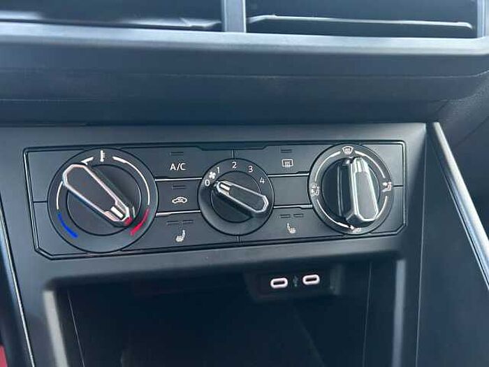 Volkswagen Taigo *SHZ*LED*PDC*AppConnect*