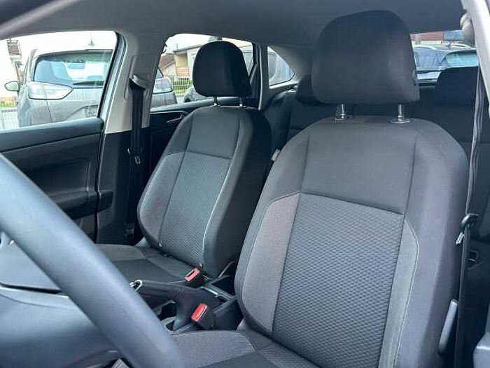 Volkswagen Taigo *SHZ*LED*PDC*AppConnect*