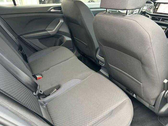 Volkswagen T-Cross United *R-Line*NAVI*SHZ*