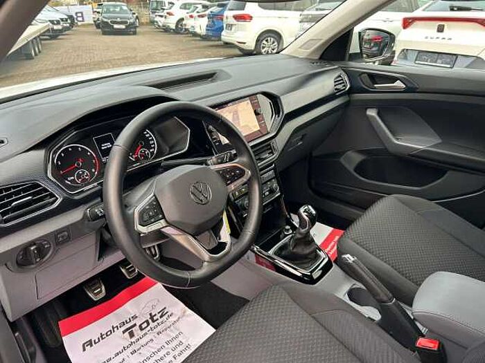 Volkswagen T-Cross United *R-Line*NAVI*SHZ*