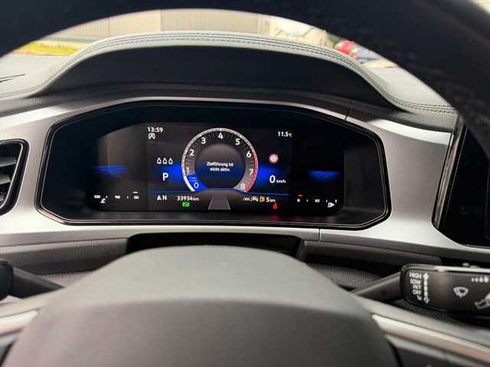 Volkswagen T-Roc Life *NAVI*PDC*SHZ*AHK