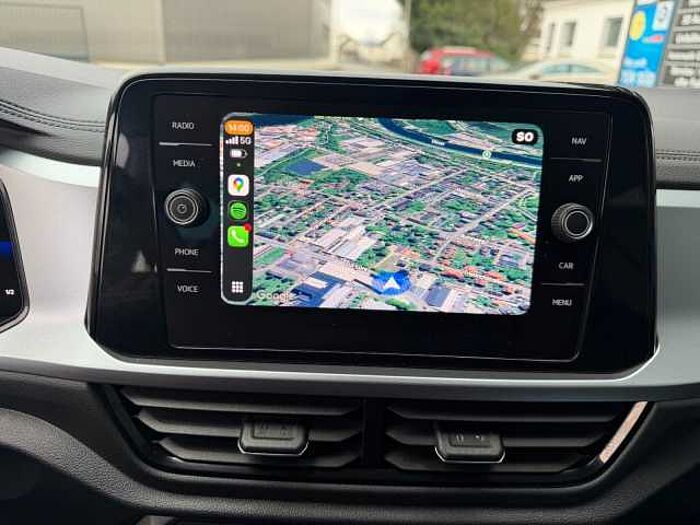 Volkswagen T-Roc Life *NAVI*PDC*SHZ*AHK