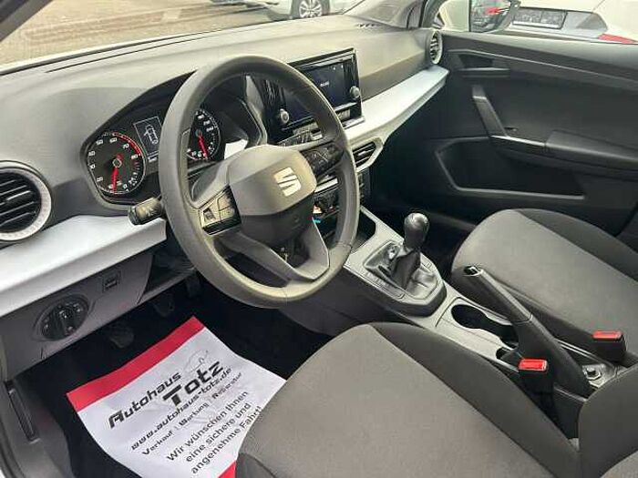 SEAT Ibiza Reference *SHZ*PDC*LED*