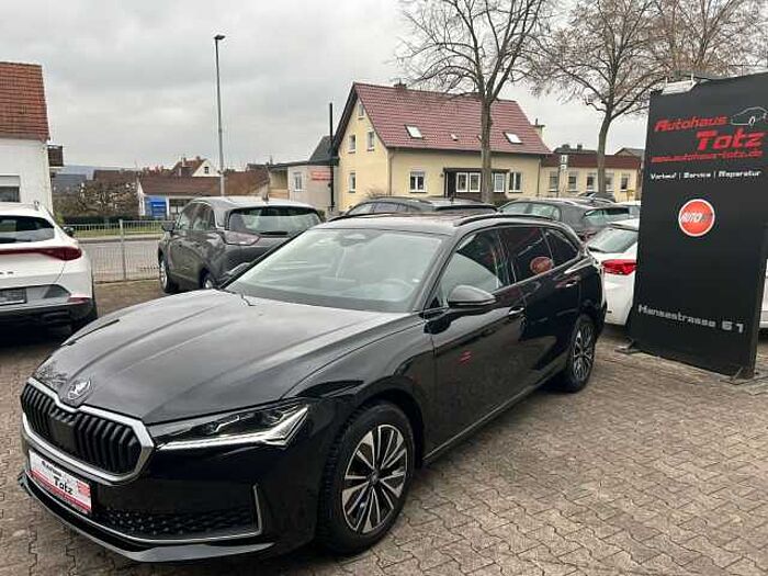 SKODA Superb Combi 2.0 TDI Selection *AHK*NAVI*SHZ*