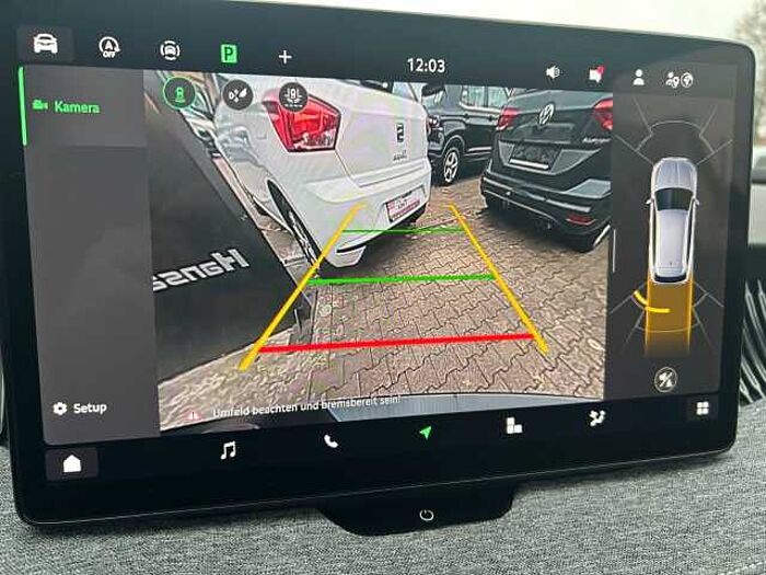 SKODA Superb Combi 2.0 TDI Selection *AHK*NAVI*SHZ*