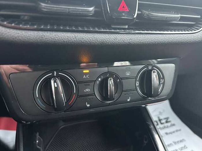 SKODA Fabia Active *SHZ*LED*PDC*