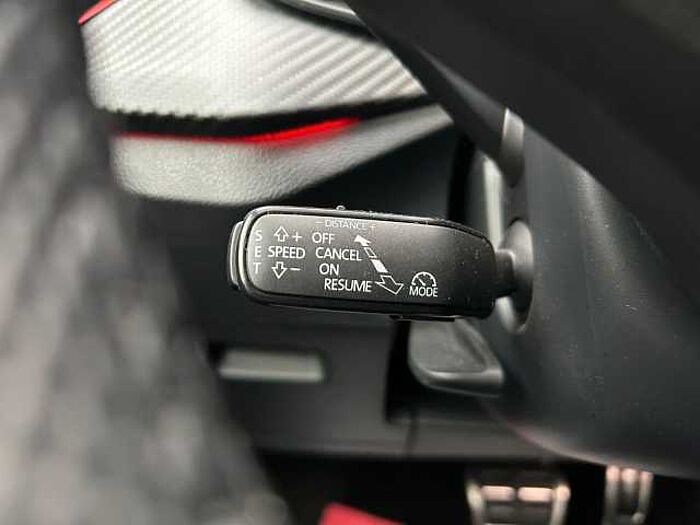 SKODA Kamiq Monte Carlo *NAVI*SHZ*RFK*