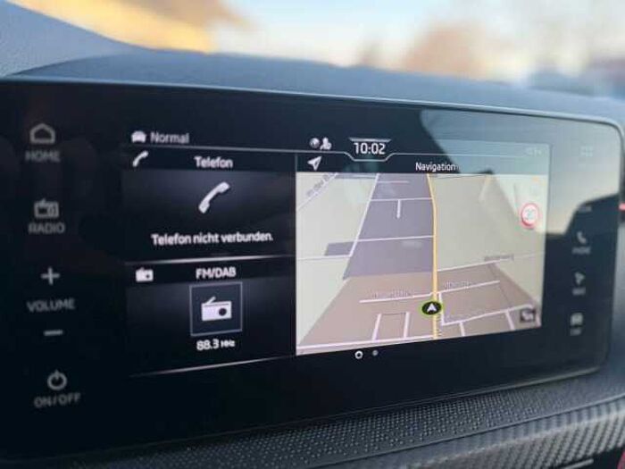 SKODA Kamiq Monte Carlo *NAVI*SHZ*RFK*