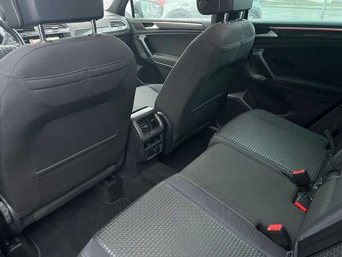 Volkswagen Tiguan United *NAVI*SHZ*Virtual*AppConnect