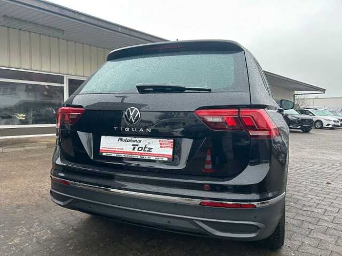 Volkswagen Tiguan United *NAVI*SHZ*Virtual*AppConnect
