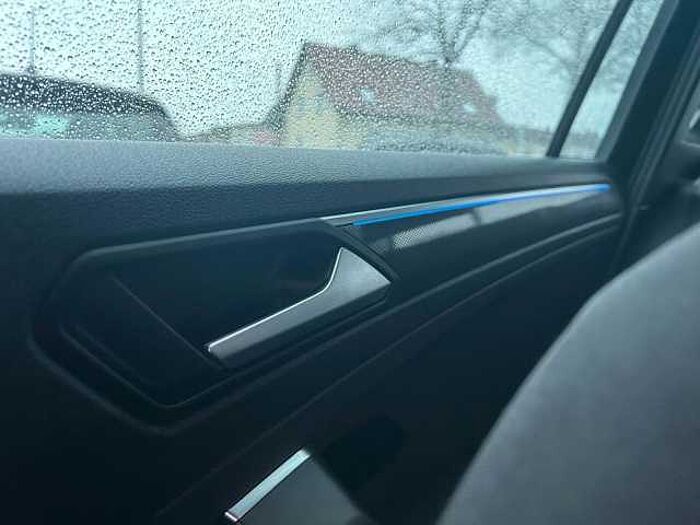 Volkswagen Tiguan United *NAVI*SHZ*Virtual*AppConnect