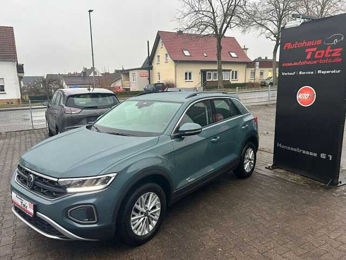 Volkswagen T-Roc Life *NAVI*SHZ*AHK*