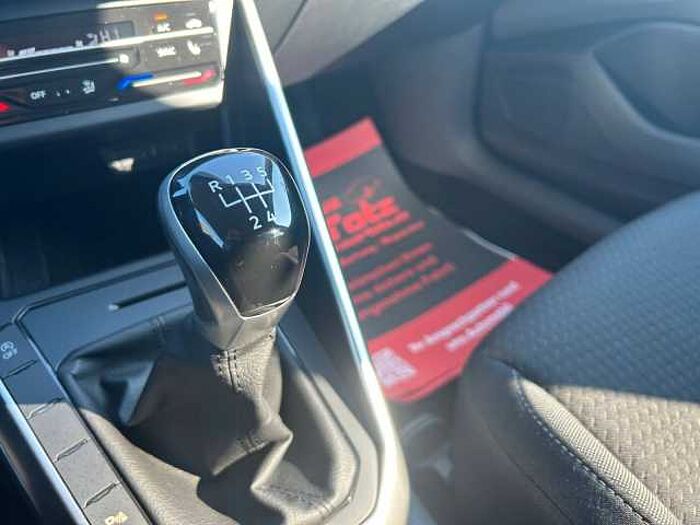 Volkswagen Polo VI Life *NAVI*RFK*SHZ*