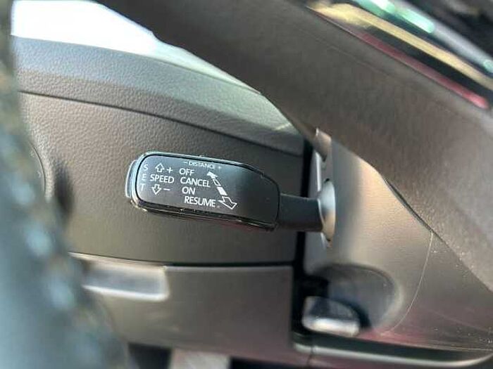 SKODA Superb Combi Ambition *NAVI*SHZ*AHK*Virtual*