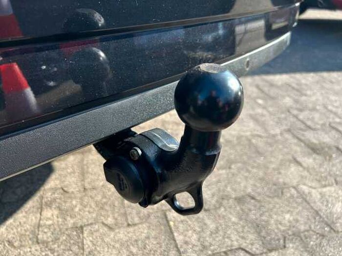 SKODA Superb Combi Ambition *NAVI*SHZ*AHK*Virtual*