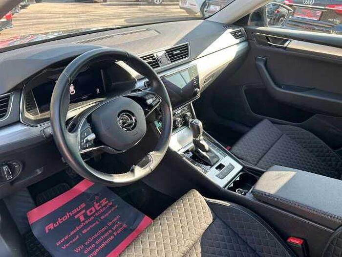 SKODA Superb Combi Ambition *NAVI*SHZ*AHK*Virtual*