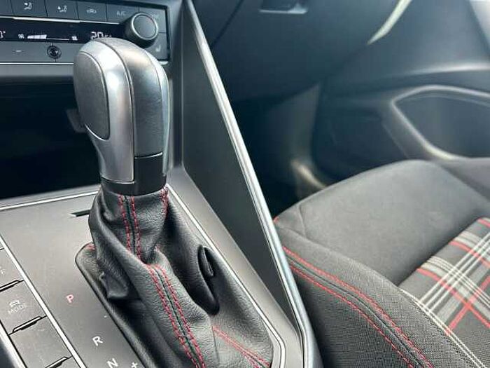 Volkswagen Polo VI GTI *NAVI*RFK*SHZ*Virtual*