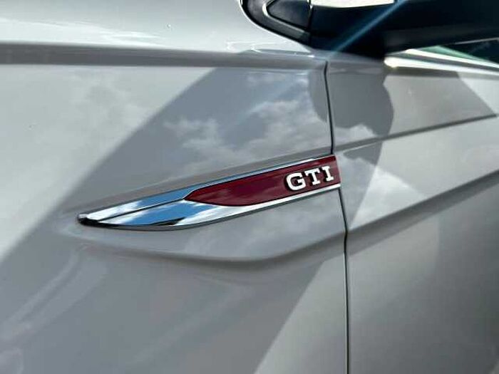 Volkswagen Polo VI GTI *NAVI*RFK*SHZ*Virtual*