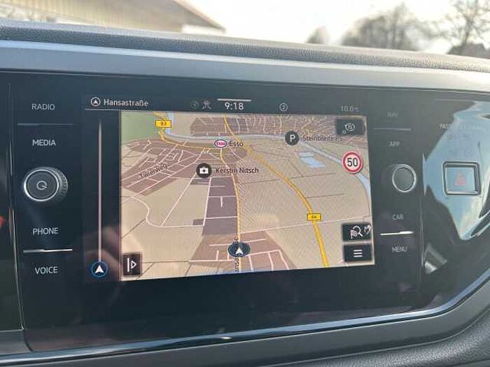 Volkswagen Polo VI R-Line *NAVI*RFK*SHZ*