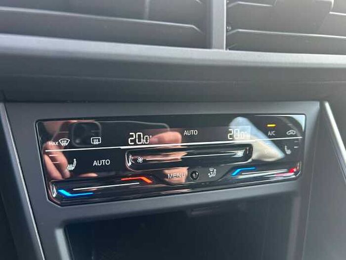 Volkswagen Polo VI R-Line *NAVI*RFK*SHZ*