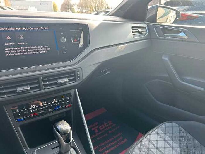 Volkswagen Polo VI R-Line *NAVI*RFK*SHZ*