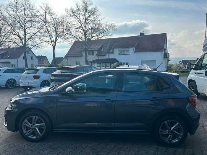 Volkswagen Polo VI R-Line *NAVI*RFK*SHZ*